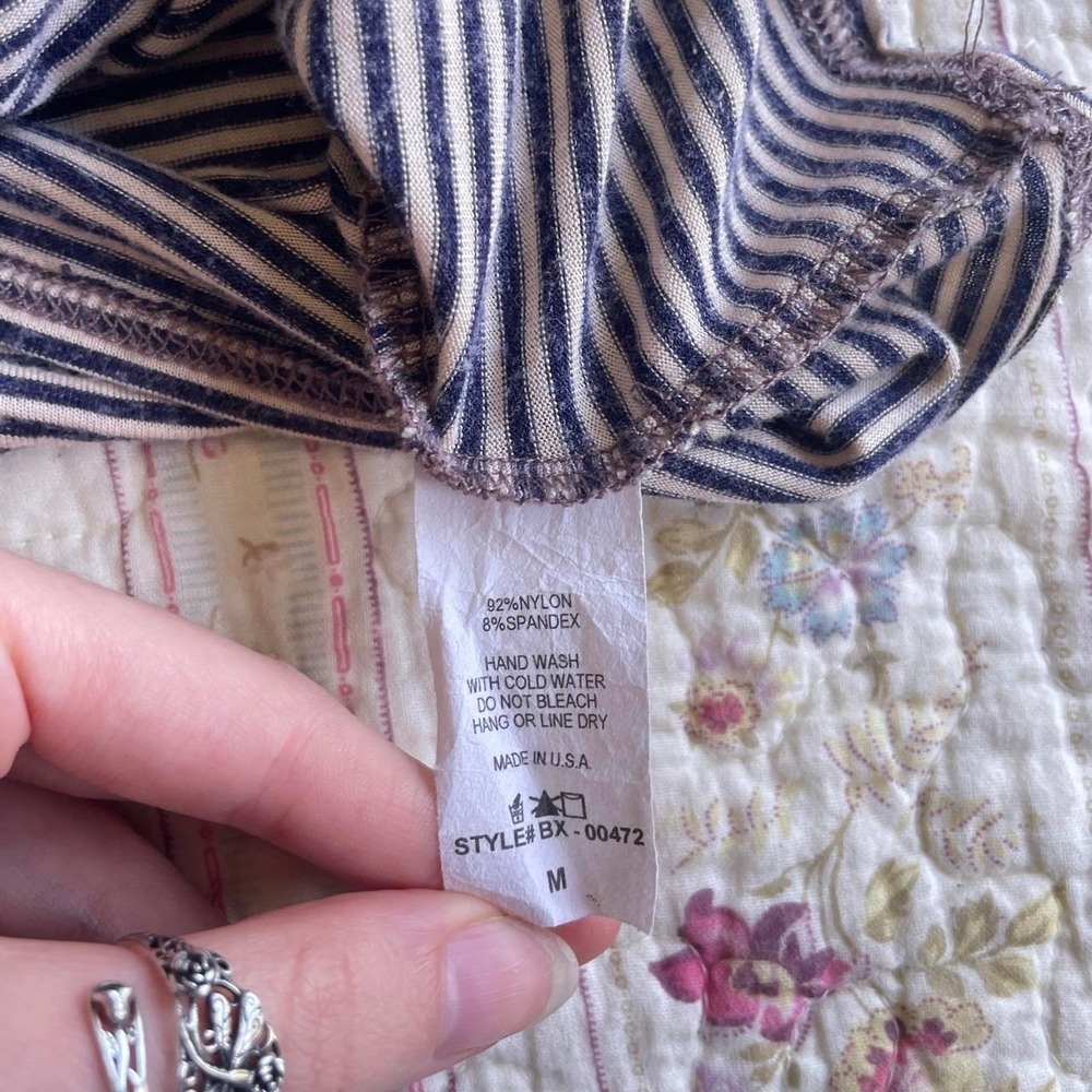 Y2K Angels and Diamonds navy blue and white striped sequins top - Picture 4 of 5